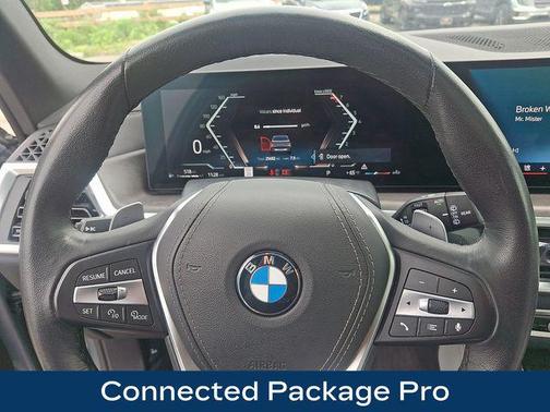 Gray Metallic 2025 BMW X5 xDrive40i