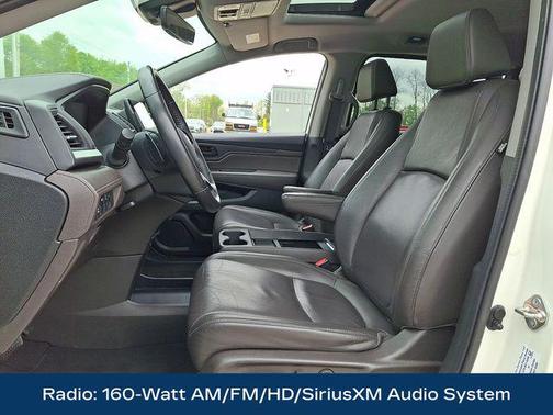 White Diamond Pearl 2019 Honda Odyssey EX-L