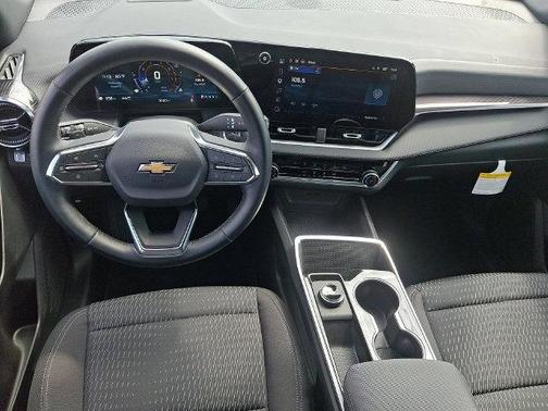 Summit White 2026 Chevrolet Equinox 1LT