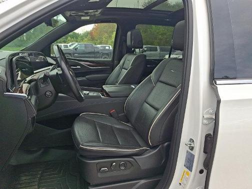 Crystal White Tricoat 2021 Cadillac Escalade Premium Luxury