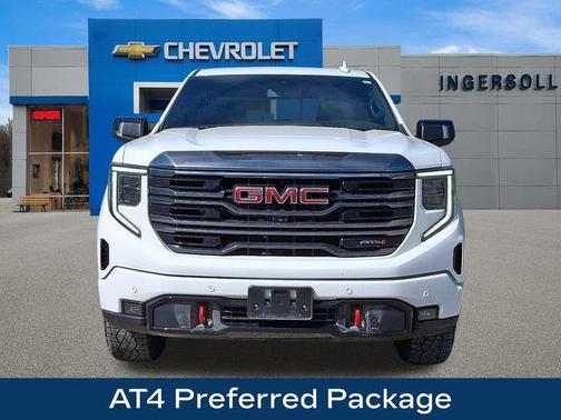 2024 GMC Sierra 1500 AT4