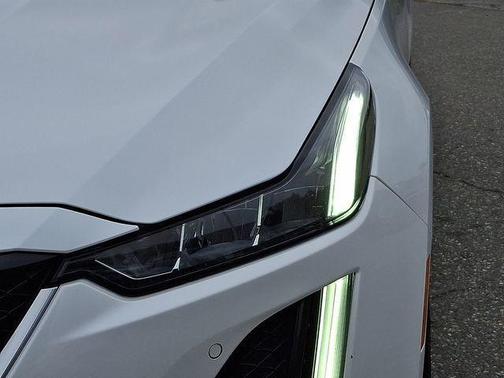 2022 Cadillac CT5 Sport