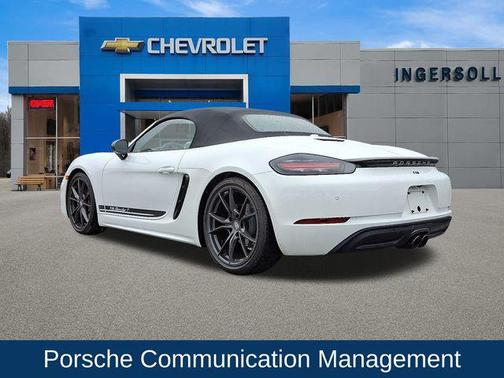 2022 Porsche 718 Boxster T