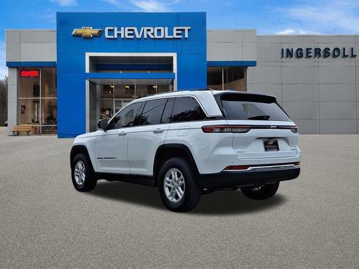 2023 Jeep Grand Cherokee Laredo