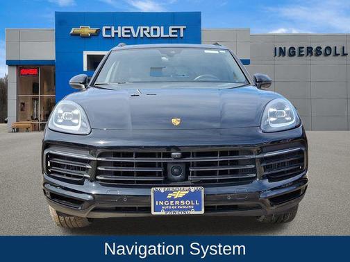 2022 Porsche Cayenne Base