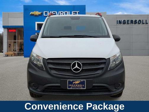 2017 Mercedes-Benz Metris Base