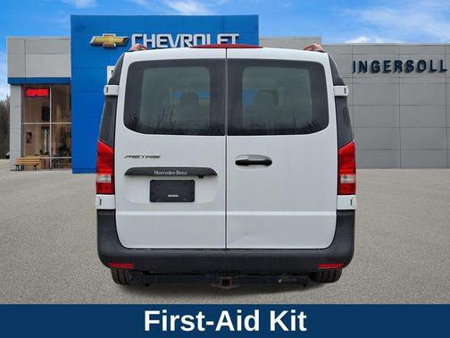 2017 Mercedes-Benz Metris Base