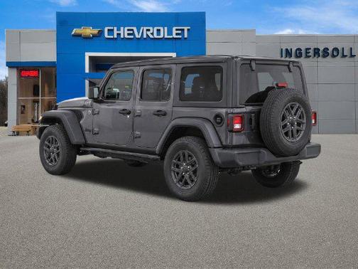 Granite Crystal Metallic Clearcoat 2025 Jeep Wrangler Sport S