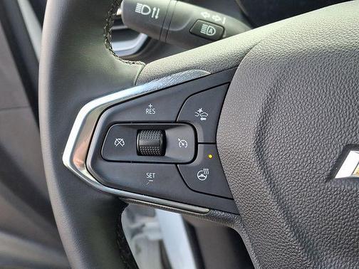 Summit White 2026 Chevrolet Trailblazer LT