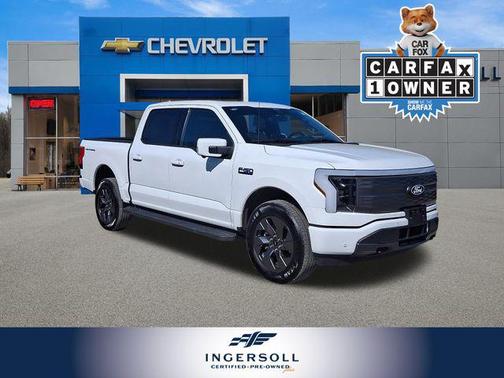 Oxford White 2024 Ford F-150 Lightning LARIAT