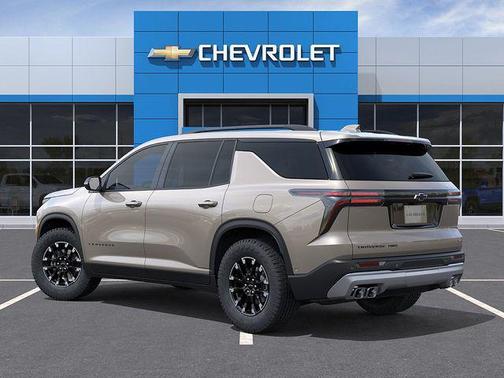 Sandstone Gray 2026 Chevrolet Traverse AWD Z71