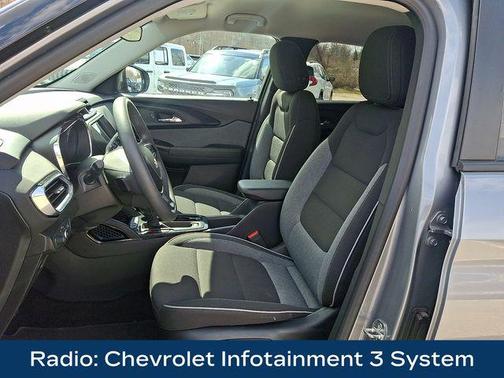 Sterling Gray Metallic 2023 Chevrolet Trailblazer LT