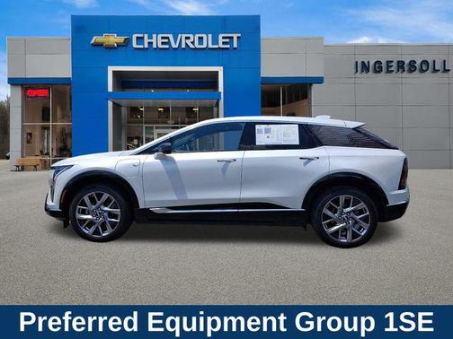 Crystal White Tricoat 2025 Cadillac OPTIQ Luxury 2 AWD