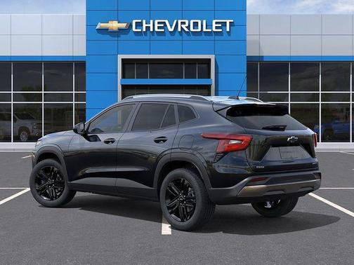 Mosaic Black Metallic 2026 Chevrolet Trax FWD ACTIV