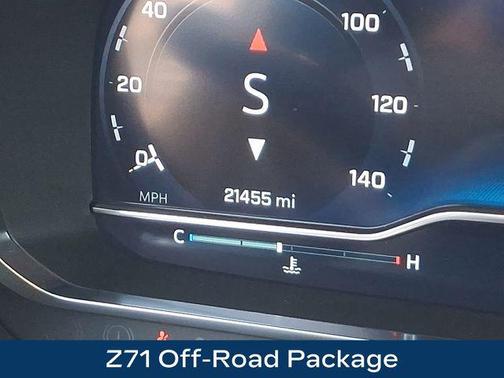 Midnight Blue Metallic 2024 Chevrolet Suburban 4WD Z71