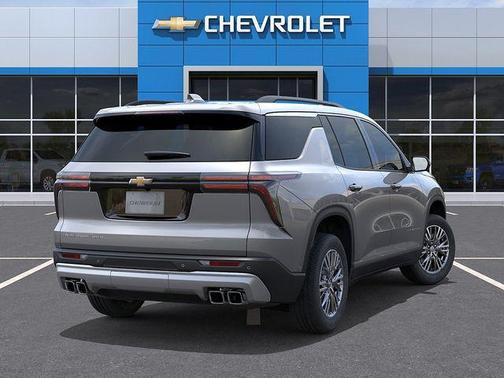 Sterling Gray Metallic 2026 Chevrolet Traverse LT