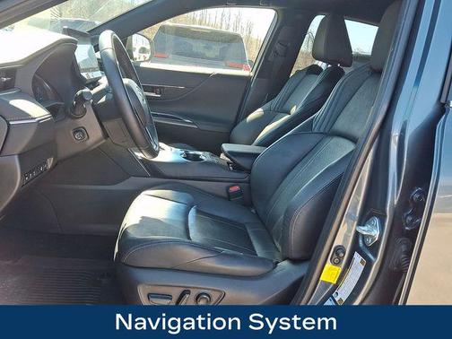 Coastal Gray Metallic 2022 Toyota Venza Limited