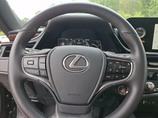 Black Metallic 2025 Lexus ES 350 Base