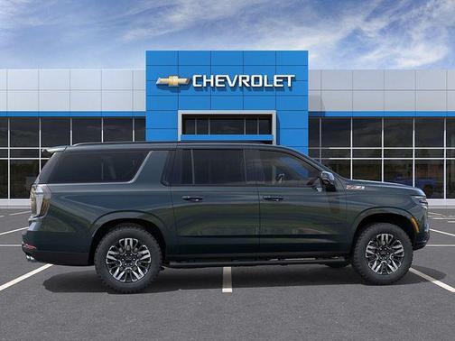 Cypress Gray 2026 Chevrolet Suburban Z71, 4WD