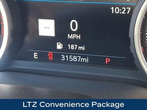 Iridescent Pearl Tricoat 2022 Chevrolet Silverado 2500 LTZ
