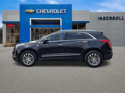 Stellar Black Metallic 2017 Cadillac XT5 Luxury