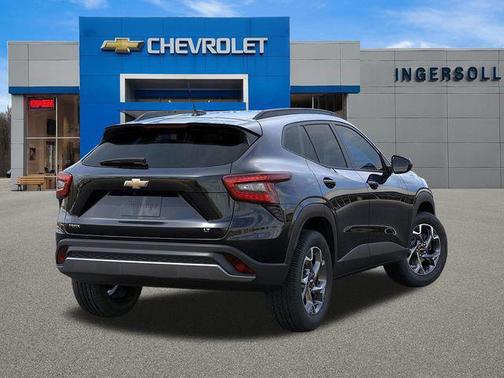 Mosaic Black Metallic 2026 Chevrolet Trax LT