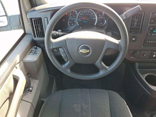 2024 Chevrolet Express 2500 RWD 2500 Regular Wheelbase WT