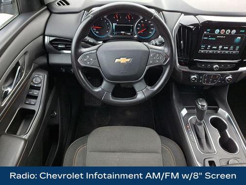 Silver Ice Metallic 2019 Chevrolet Traverse LT Cloth