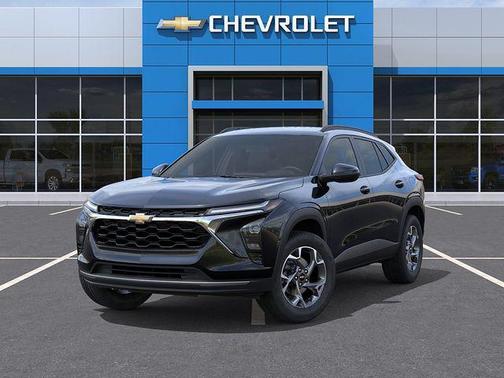 Mosaic Black Metallic 2026 Chevrolet Trax LT