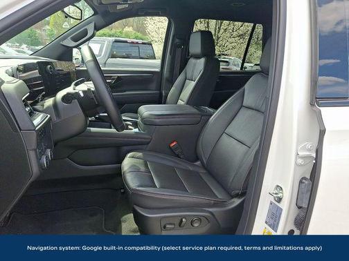 Iridescent Pearl Tricoat 2025 Chevrolet Tahoe 4WD RST