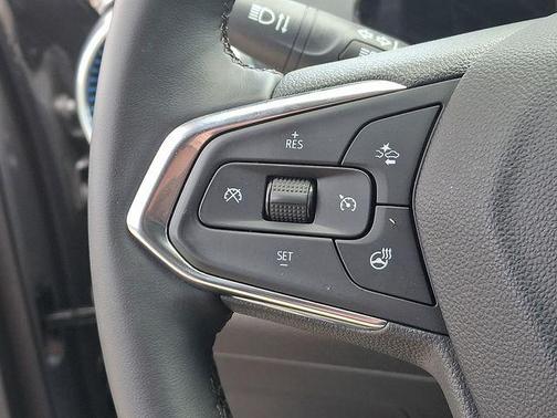 Sterling Gray Metallic 2026 Chevrolet Trax LT