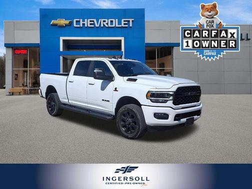 Bright White Clearcoat 2023 RAM 2500 Big Horn Crew Cab 4x4 6'4' Box