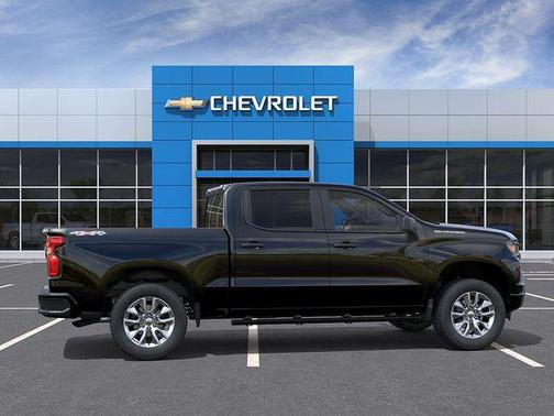 Black 2026 Chevrolet Silverado 1500 Custom
