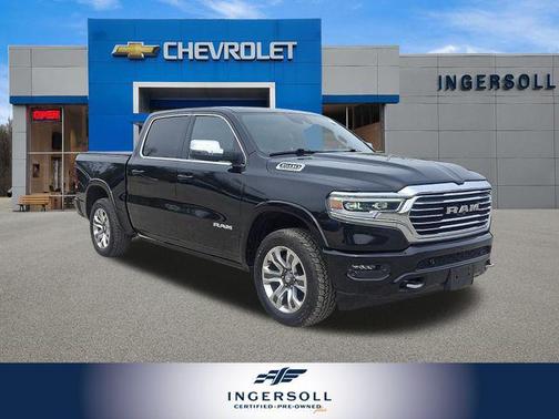 Diamond Black Crystal Pearlcoat 2023 RAM 1500 Longhorn