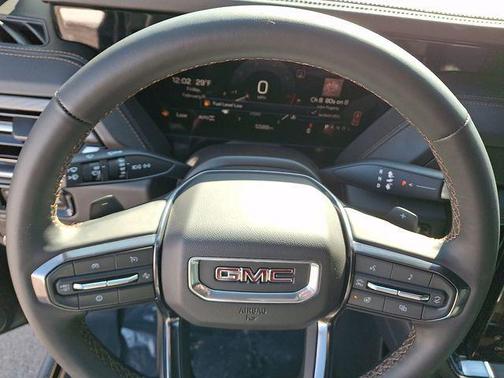 Onyx Black 2025 GMC Yukon AT4 4WD