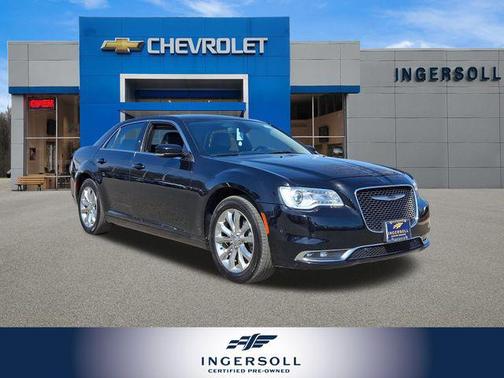 2021 Chrysler 300 Touring