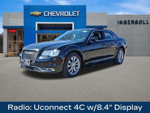2021 Chrysler 300 Touring