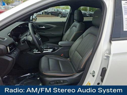 White 2025 Buick Envista Avenir FWD