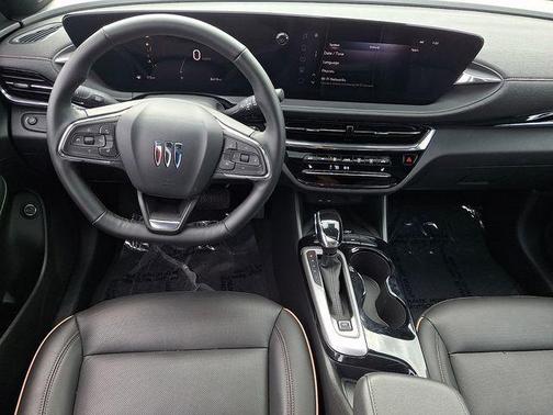 White 2025 Buick Envista Avenir FWD