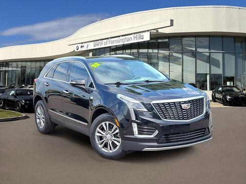 Stellar Black Metallic 2022 Cadillac XT5 Premium Luxury