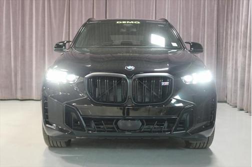 2025 BMW X5 M60i