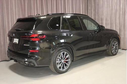 2025 BMW X5 M60i