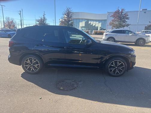 2023 BMW X3 M40i