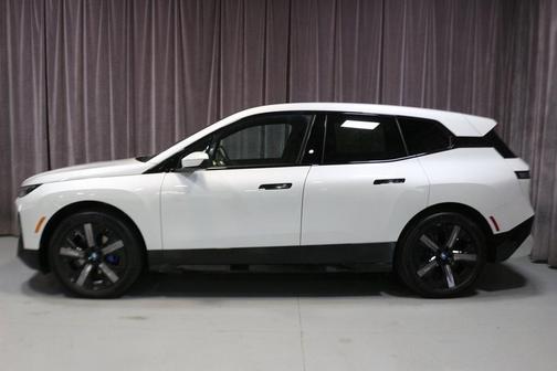 2023 BMW iX xDrive50