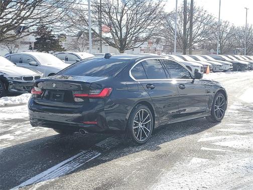 2019 BMW 330 xDrive