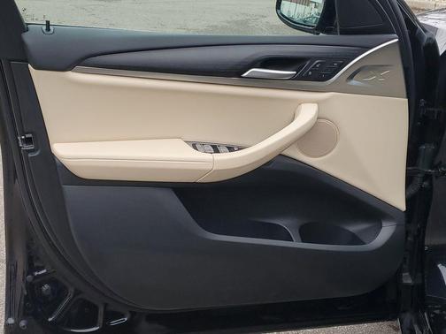 Carbon Black Metallic 2023 BMW X3 xDrive30i