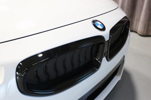 2025 BMW 230 i xDrive