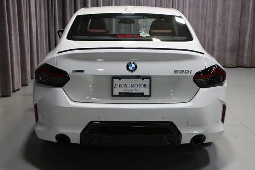 2025 BMW 230 i xDrive