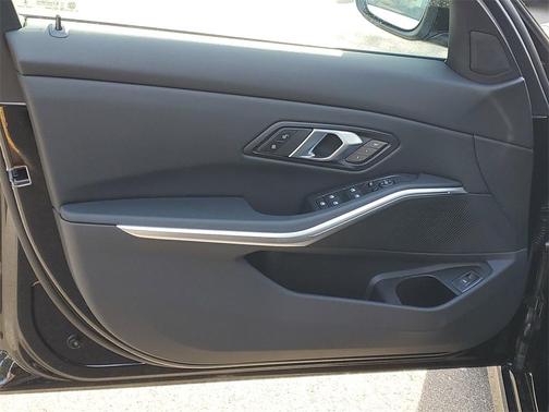 2026 BMW 330 xDrive NA