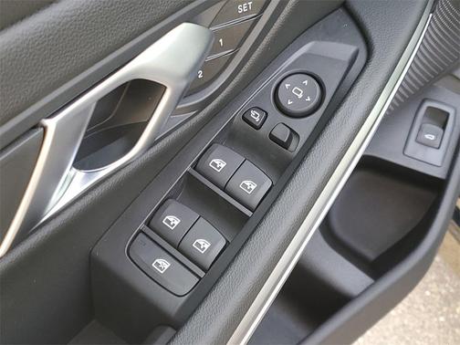 2026 BMW 330 xDrive NA